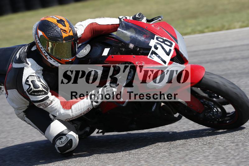 /45 10.08.2025 Plüss Moto Sport ADR/Einsteiger/728
